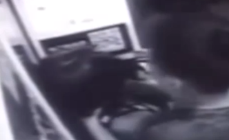 濟南14歲男孩電梯內(nèi)掐脖13歲女孩發(fā)泄私憤，已被行政處罰