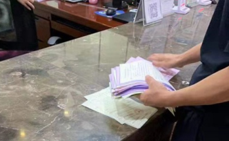 杭州一車主三年違停150次未處理，一次繳罰款22500元