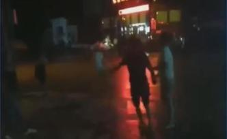 為了15年前一巴掌，貴州男子和堂弟辱罵追打初中老師