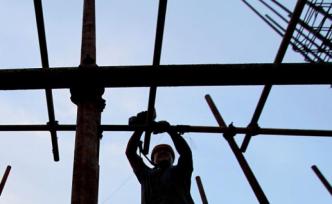 宁德一楼盘开发商和施工方纠纷苦了业主：收房难，办产证也难