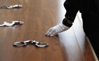 “食堂饭”不吃也要吃：杭州3男子“逼人交钱吃饭”被判刑