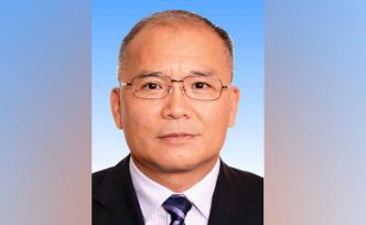 吉林新任省委常委石玉钢兼任省委宣传部部长，接替王晓萍