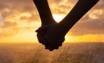 LGBT群体的自我认同、规训与创伤