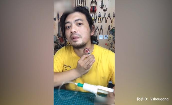 男子發(fā)明“種草莓”神器:?jiǎn)紊硪材苋龉芳Z