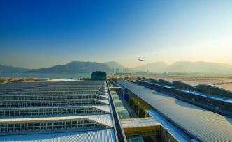香港機場今日仍有多個航班取消，官方提醒出行前先確認(rèn)航班