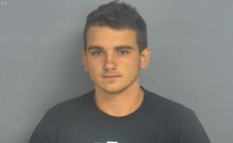 荷槍實(shí)彈進(jìn)沃爾瑪，美國(guó)男子稱是做實(shí)驗(yàn)