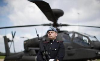“為留住高科技人才”，英國(guó)皇家空軍百年來(lái)首次允許蓄須
