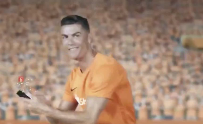 C罗拍了条魔性广告，你们感受下