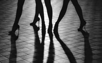 在多家酒店式公寓內設賣淫場所，14名嫌疑人被杭州檢方批捕