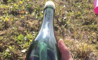 美国男子发现50年前的苏联船长漂流瓶，写信的船长依然健在