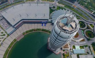 鄭州去年經(jīng)濟(jì)總量突破1萬億，將大力推動國家中心城市建設(shè)