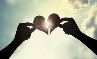 海歸女閃婚獲公公相贈的千萬別墅，離婚時公公說：要離就還錢