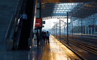 受铁路施工影响，55趟动车9月1日起取消停靠镇江站