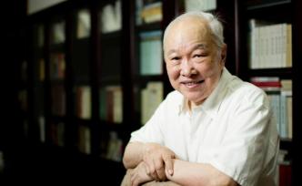 金沖及人民日報(bào)撰文：換了人間，新中國的最初歲月