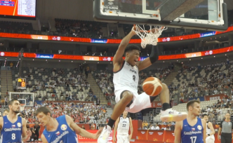 真人版赤木剛憲！他是日本王牌八村塁