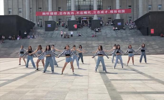 瑜伽、電音、街舞，高校迎新全用上了