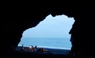 他一周4天不去上班，專挑荒郊野嶺燒烤：就想做個廢柴