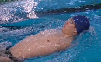 浙江残疾人游泳运动员：努力常人难以想象，国旗升起时很自豪