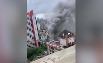 上海陜西南路一門面店失火，消防：火災(zāi)已撲滅，無人員傷亡