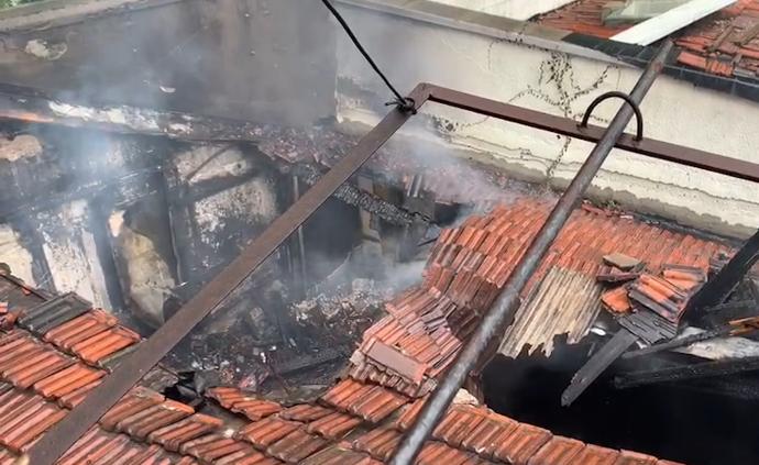 上海陕西南路一商铺失火，无人伤亡