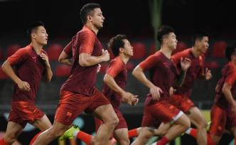 晚安·世界｜國足開啟馬累首訓：18年后從這里再次啟程！