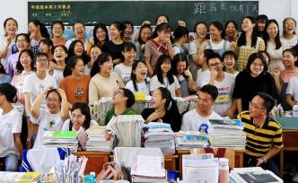 廣西柳州：逾九成進(jìn)城務(wù)工人員隨遷子女就讀公辦學(xué)校
