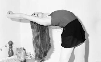 瑪格南攝影師大畫幅相機(jī)鏡頭下的青年群像