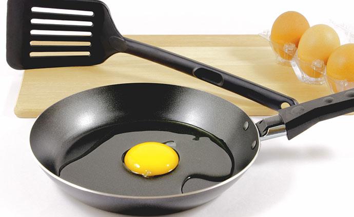 不粘鍋涂層安全嗎?先來看看它的工作原理