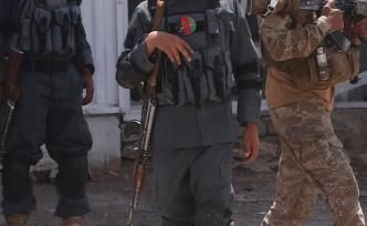 阿富汗总统竞选集会附近遭汽车炸弹袭击，已致24死30伤 