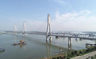 浩吉铁路走访｜洞庭湖特大桥“身兼”五项世界第一