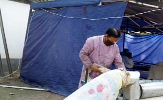 外孫女重病，五旬姥爺賣(mài)掉老宅，穿越7省風(fēng)餐露宿彈棉花掙錢(qián)