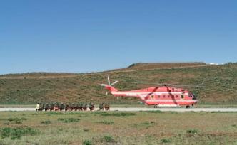 機(jī)降懸停營救，看森林消防空地協(xié)同演練