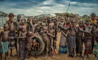 李玉春：世界上最后的原始部落