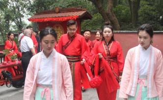 臺灣20位美女帥哥來杭州辦傳統(tǒng)婚禮