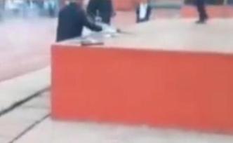 马上评丨不能让砸手机限制教育的想象力