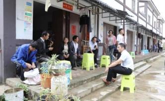 3年不辦酒要虧20萬？村民給去世30年?duì)敔斵k壽宴被勸阻