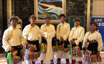 情舞跳起來，6名香格里拉小伙來滬推介家鄉(xiāng)