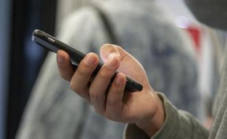 3元买模板60元私人订制， "配文砖家"代写朋友圈成生意