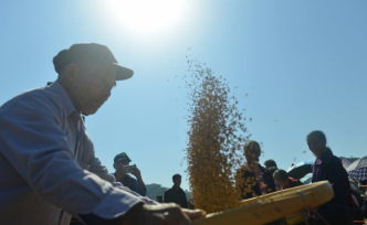 中國(guó)光彩事業(yè)25周年成就綜述：譜寫(xiě)民企扶貧的“光彩”樂(lè)章