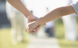 新華時(shí)評(píng)：增改刪之間盡顯未成年人保護(hù)要義