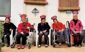 河南淮陽一農(nóng)婦辦鄉(xiāng)村養(yǎng)老院，讓老人在家門口享受幸福晚年
