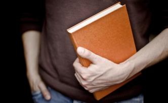 人民日報(bào)解讀就業(yè)數(shù)據(jù)：下行壓力加大會(huì)影響就業(yè)嗎？