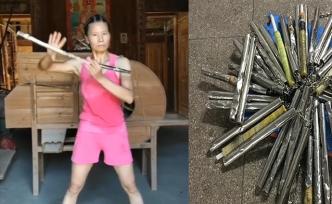 體育專(zhuān)業(yè)女碩士癡迷李小龍，苦練雙節(jié)棍7年打壞60根鋼棒