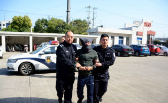 江蘇啟東警方成功敦促公安部A級(jí)通緝令在逃人員楊勇回國(guó)自首