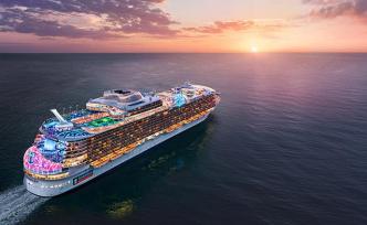 世界最大郵輪“海洋奇跡號”亮相進博會