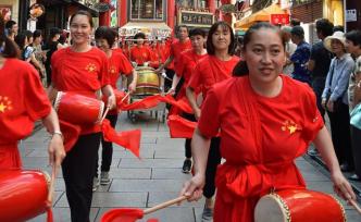 尤權(quán)會(huì)見中國(guó)僑聯(lián)青年委員會(huì)第四次委員大會(huì)代表