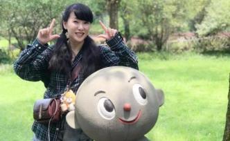 小學(xué)老師批作文像寫(xiě)論文：每篇評(píng)語(yǔ)約300字，已堅(jiān)持26年