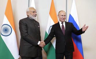 普京金磚峰會(huì)與莫迪會(huì)晤：期待共慶衛(wèi)國戰(zhàn)爭勝利75周年