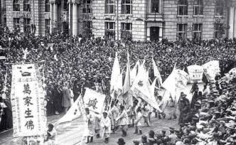 “看客”的盛宴：魯迅與民國時期的“大出喪”