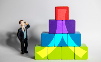 人口結(jié)構(gòu)影響經(jīng)濟增長再審視：國際比較的視角